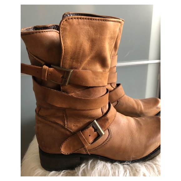 Steve Madden Tan Brown Booties - Picture 5 of 10